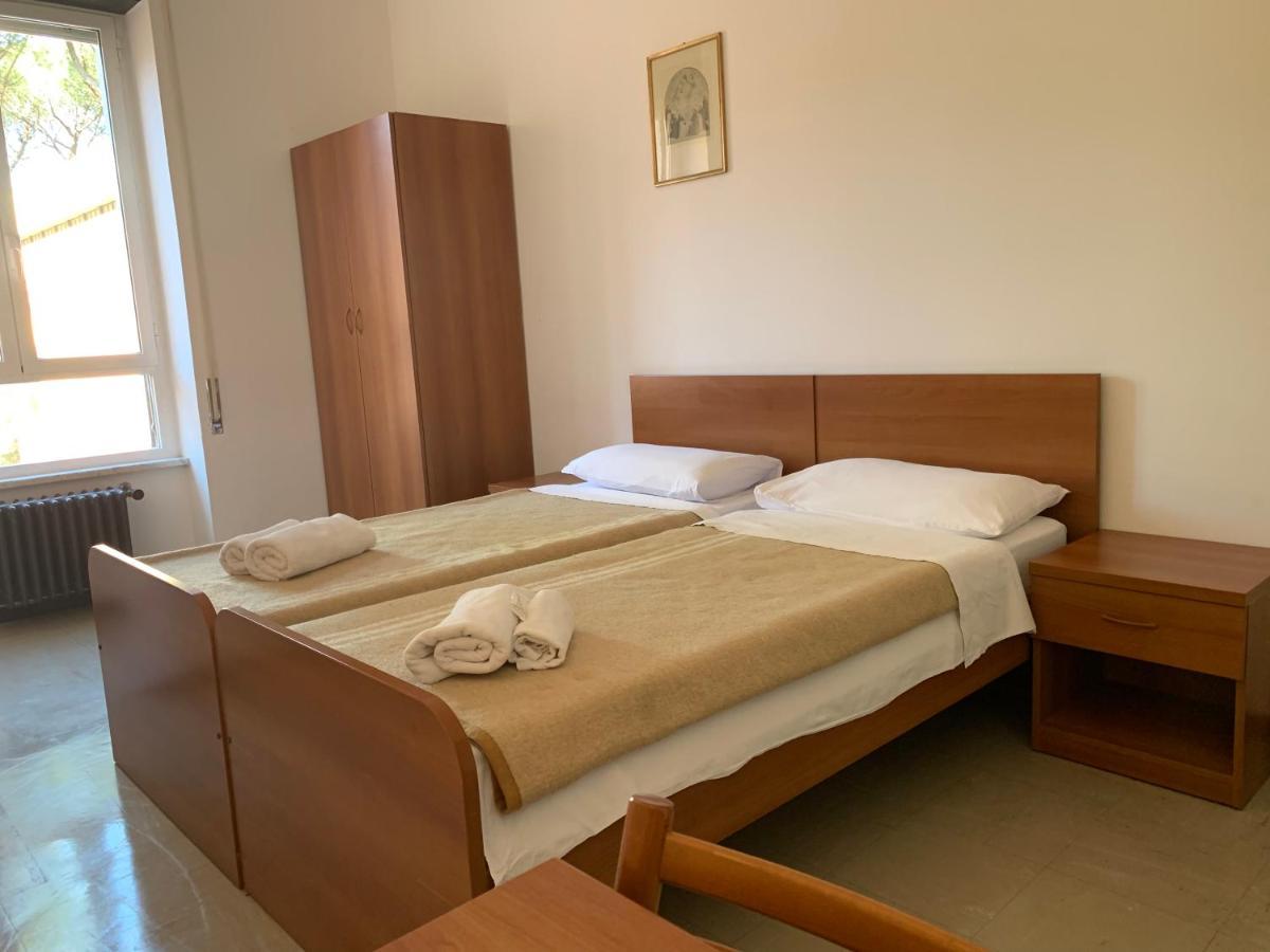 Casa Per Ferie Jpii Dom Polski روما المظهر الخارجي الصورة